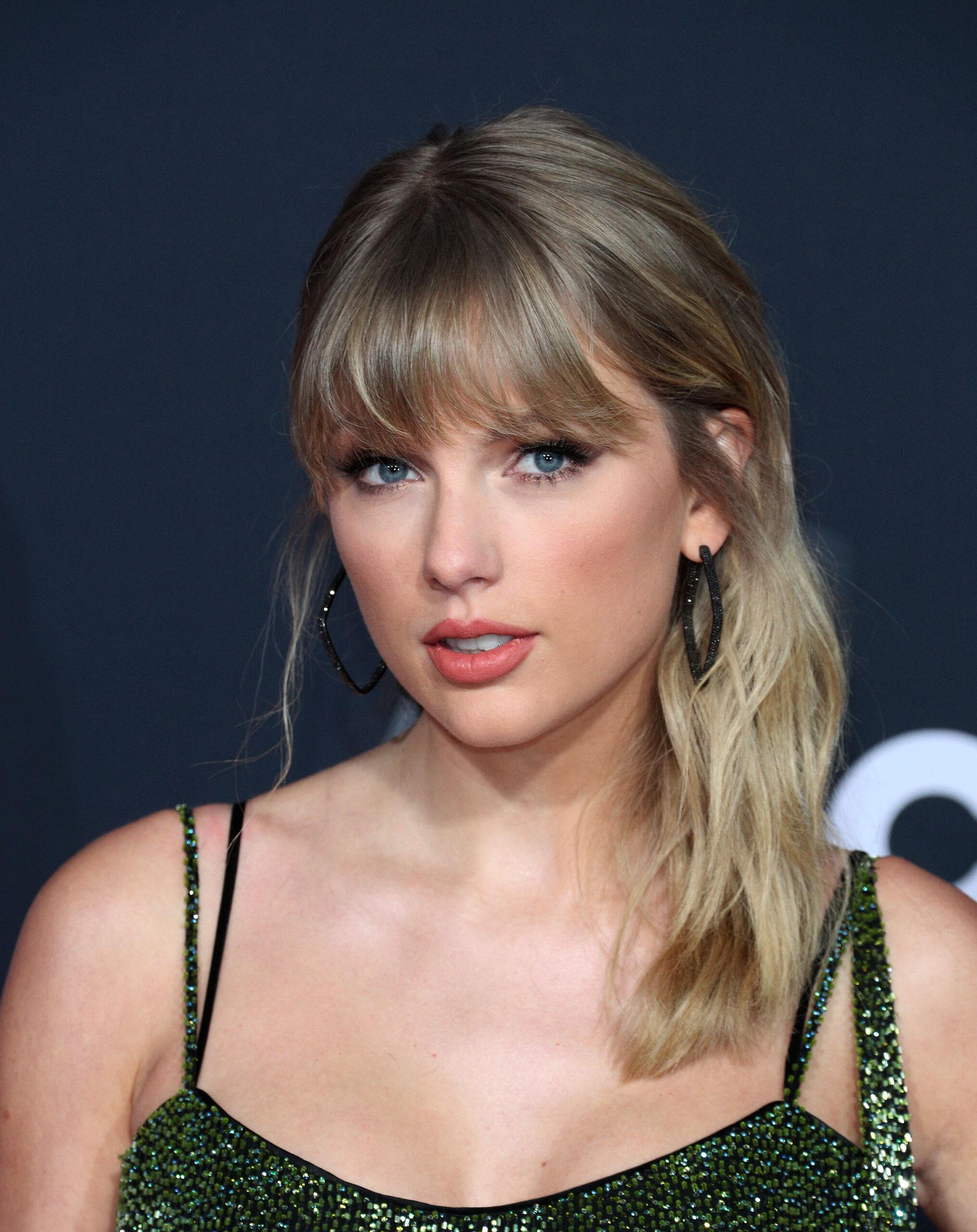 Taylor Swift's Massive Earnings From Spotify Revealed