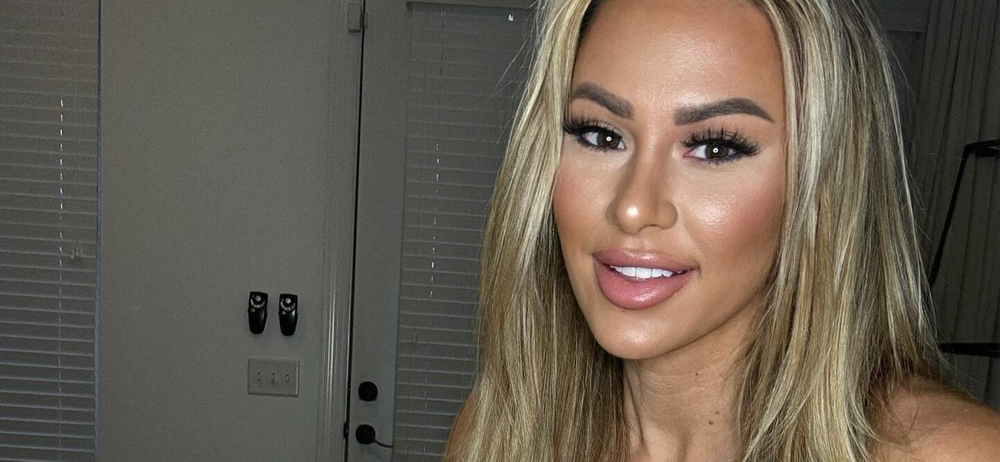 Former Soldier Kindly Myers In Tan Bikini Is Ready To Play Football