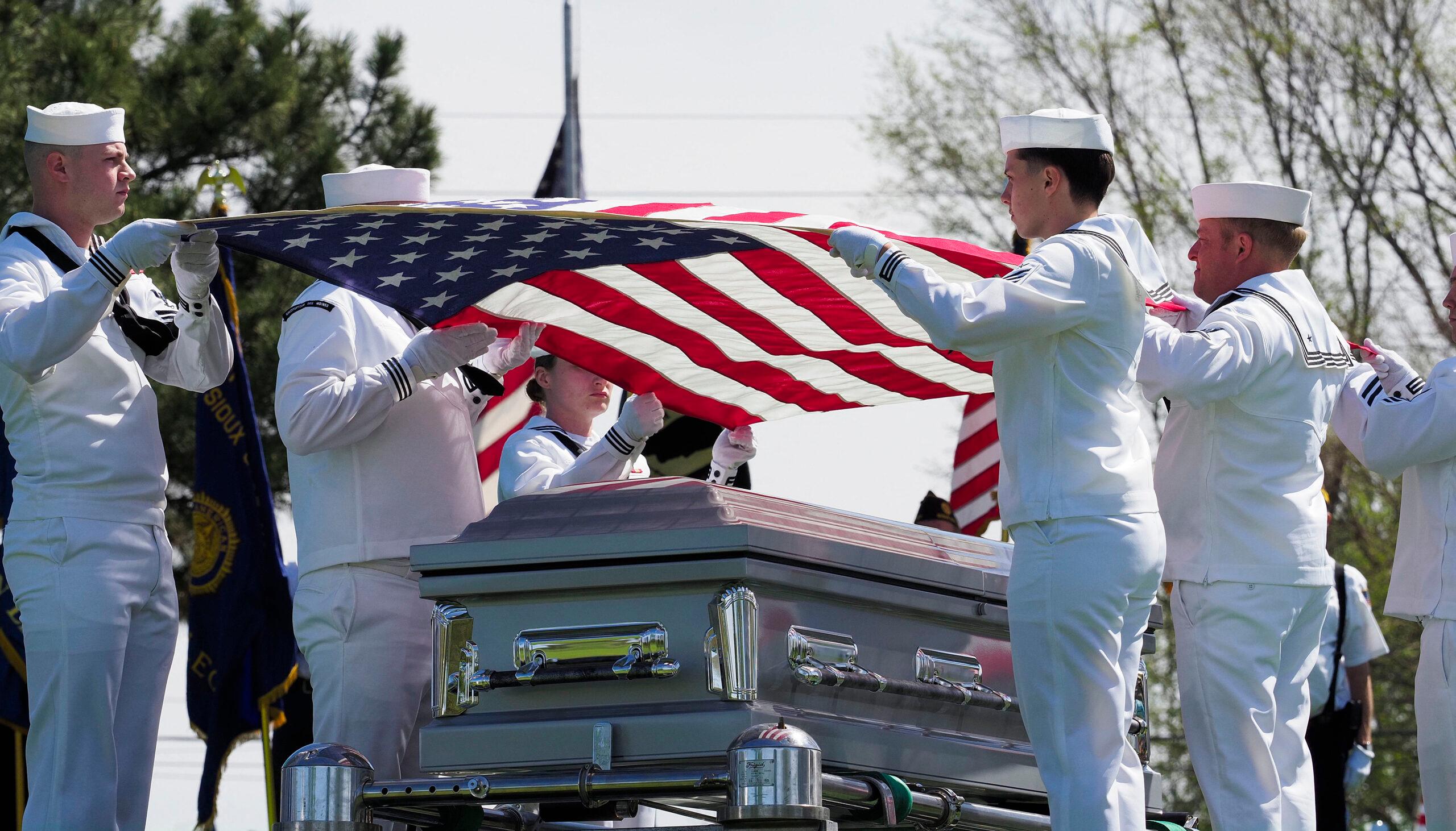WWII Pearl Harbor sailor's remains buried in Sioux City, Iowa