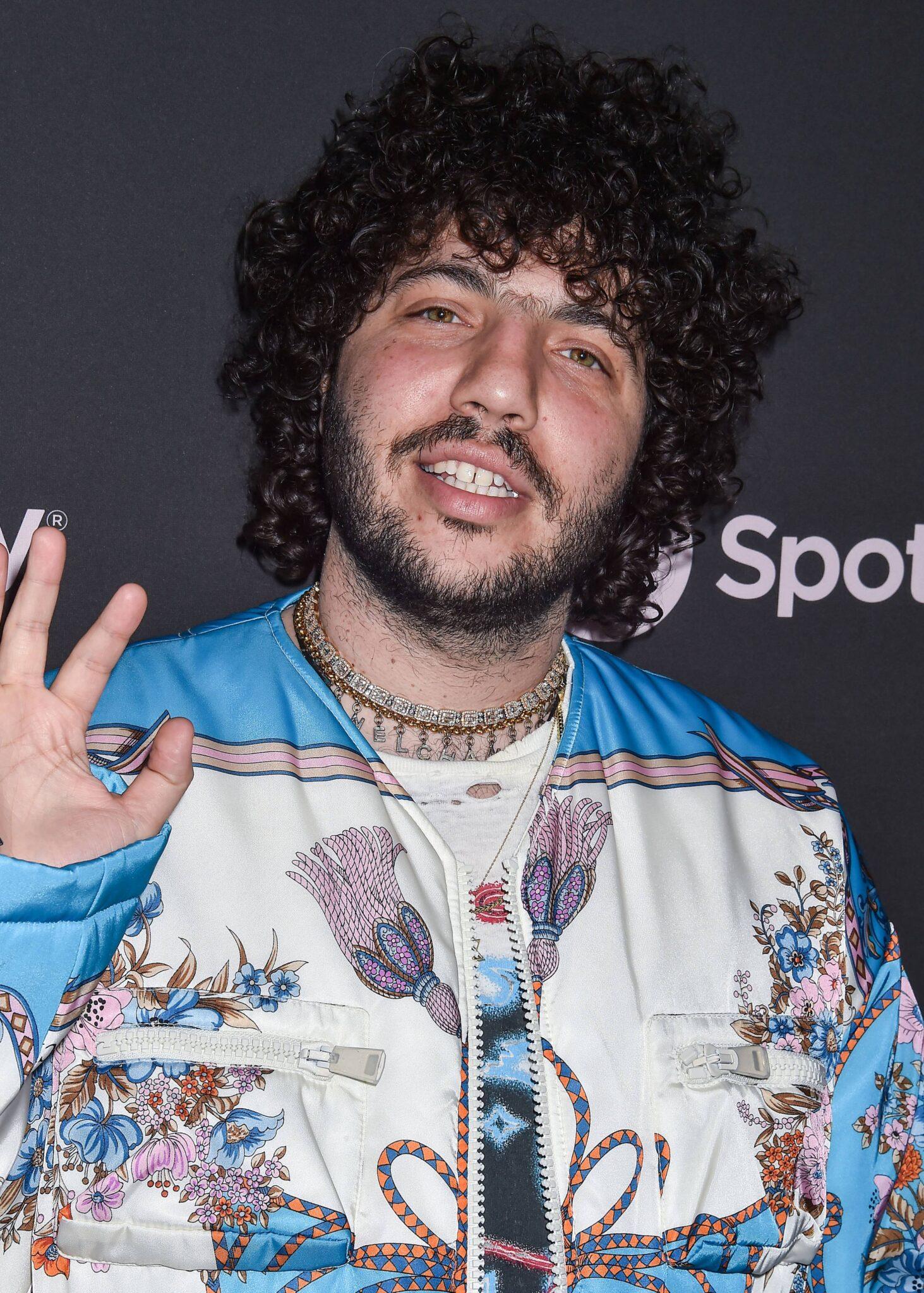 Fans Decipher Benny Blancos Sweet Words To Selena Gomez