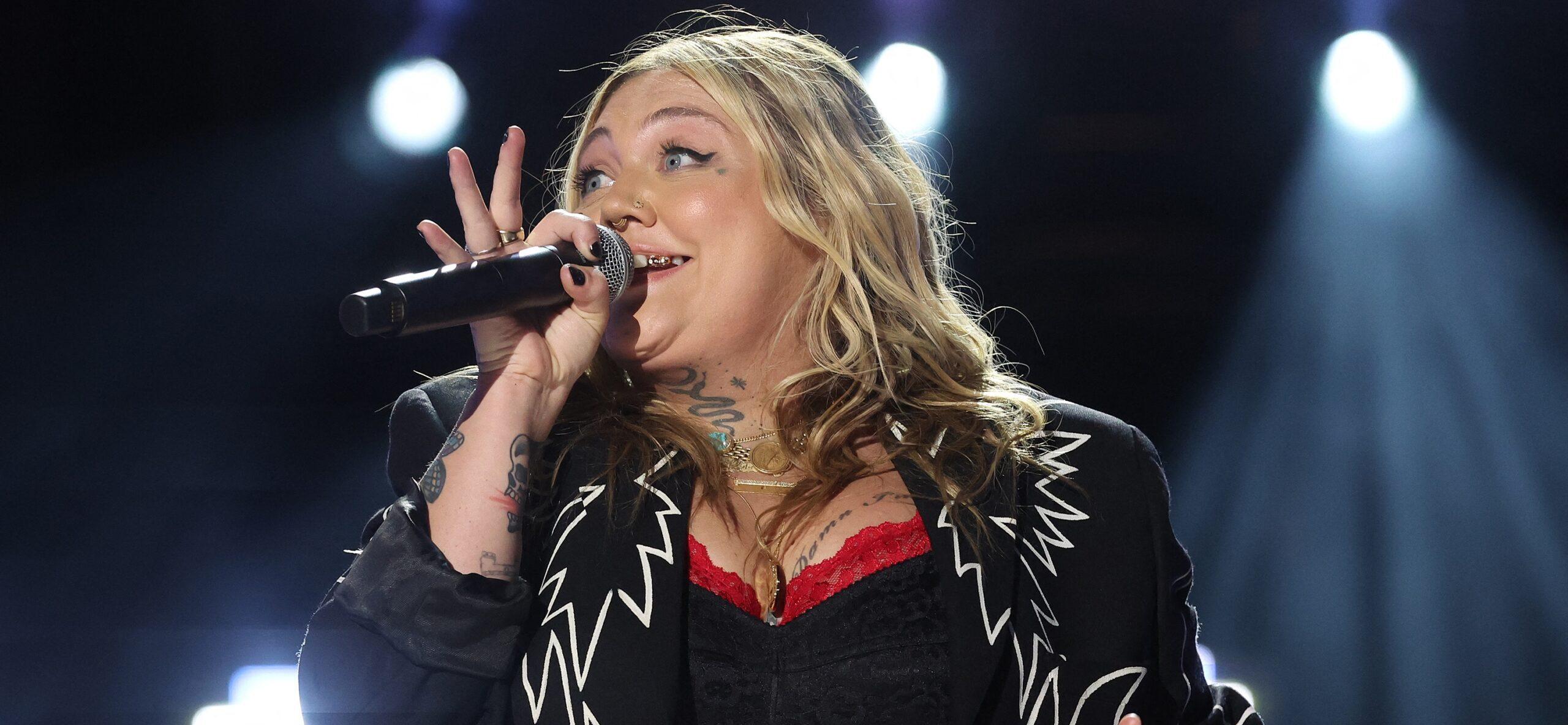 Elle King Performs At Stagecoach Festival Months After Drunk Dolly Parton Stunt