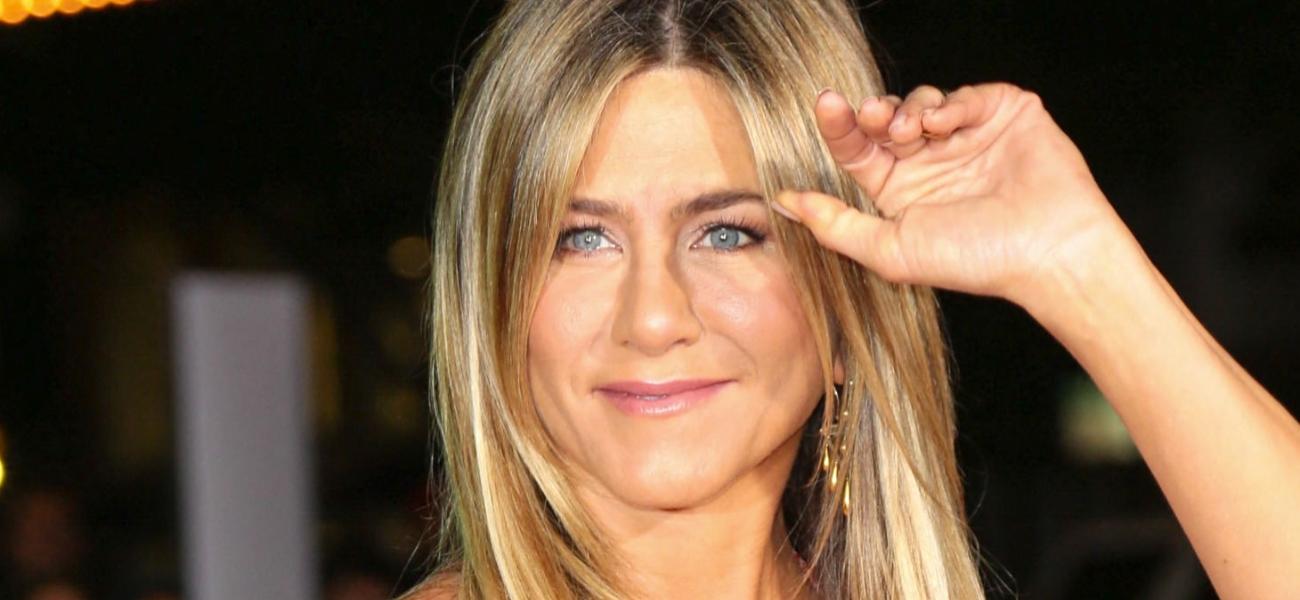 Jennifer Aniston Spotted Exiting Plastic Surgery Office