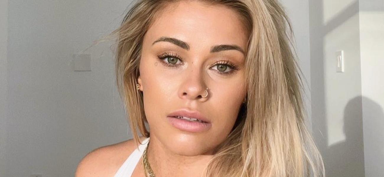 Paige VanZant Impresses In String Bikini With Poolside Handstand