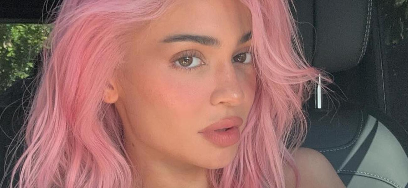 Kylie Jenner In String Bikini Shows Natural Beauty With Soaking-Wet Hair