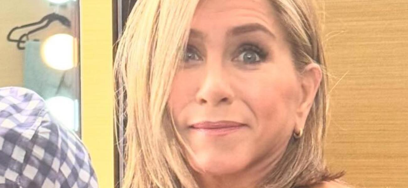 Jennifer Aniston Proves She’s ‘Perfect’ In Minidress And High Heels