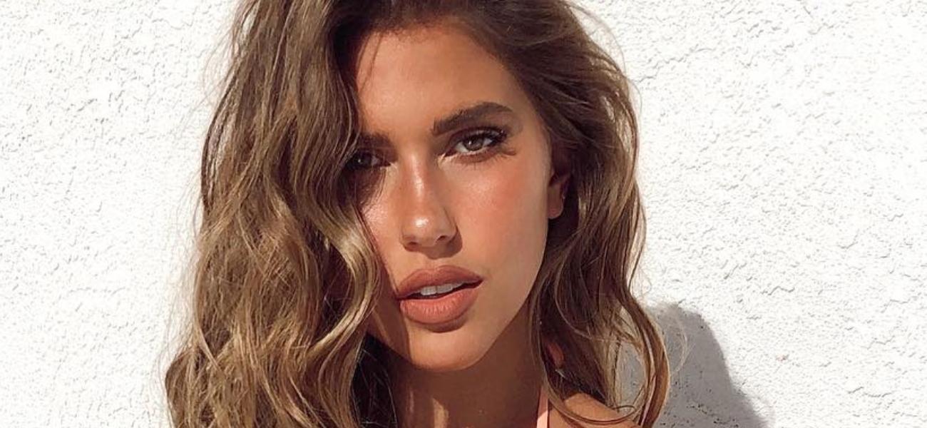 Kara Del Toro close up