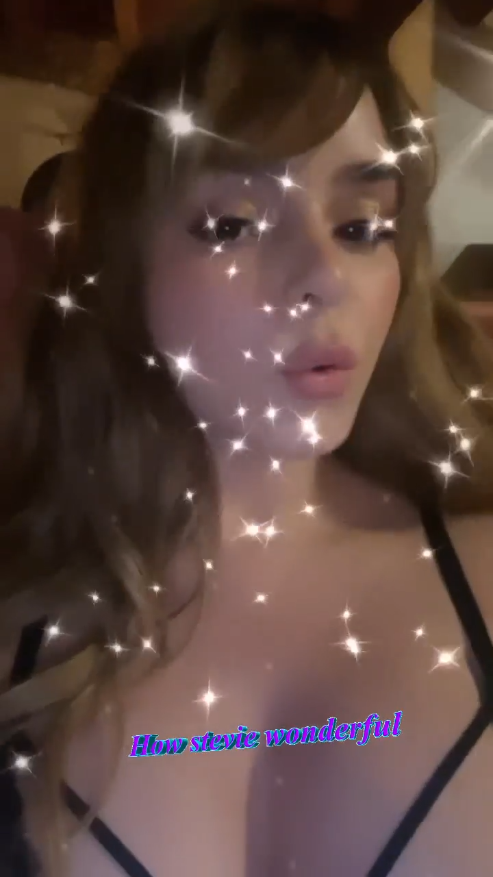 Demi Rose sings to Stevie Wonder's song.