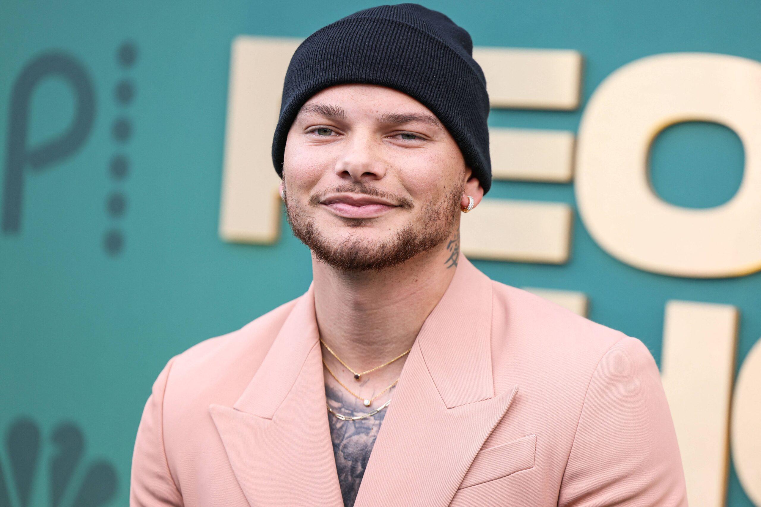 Kane Brown Takes Nasty Fall On Stage During Live Performance