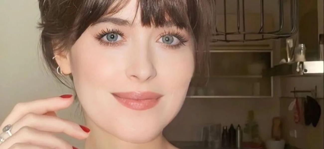 Dakota Johnson close up