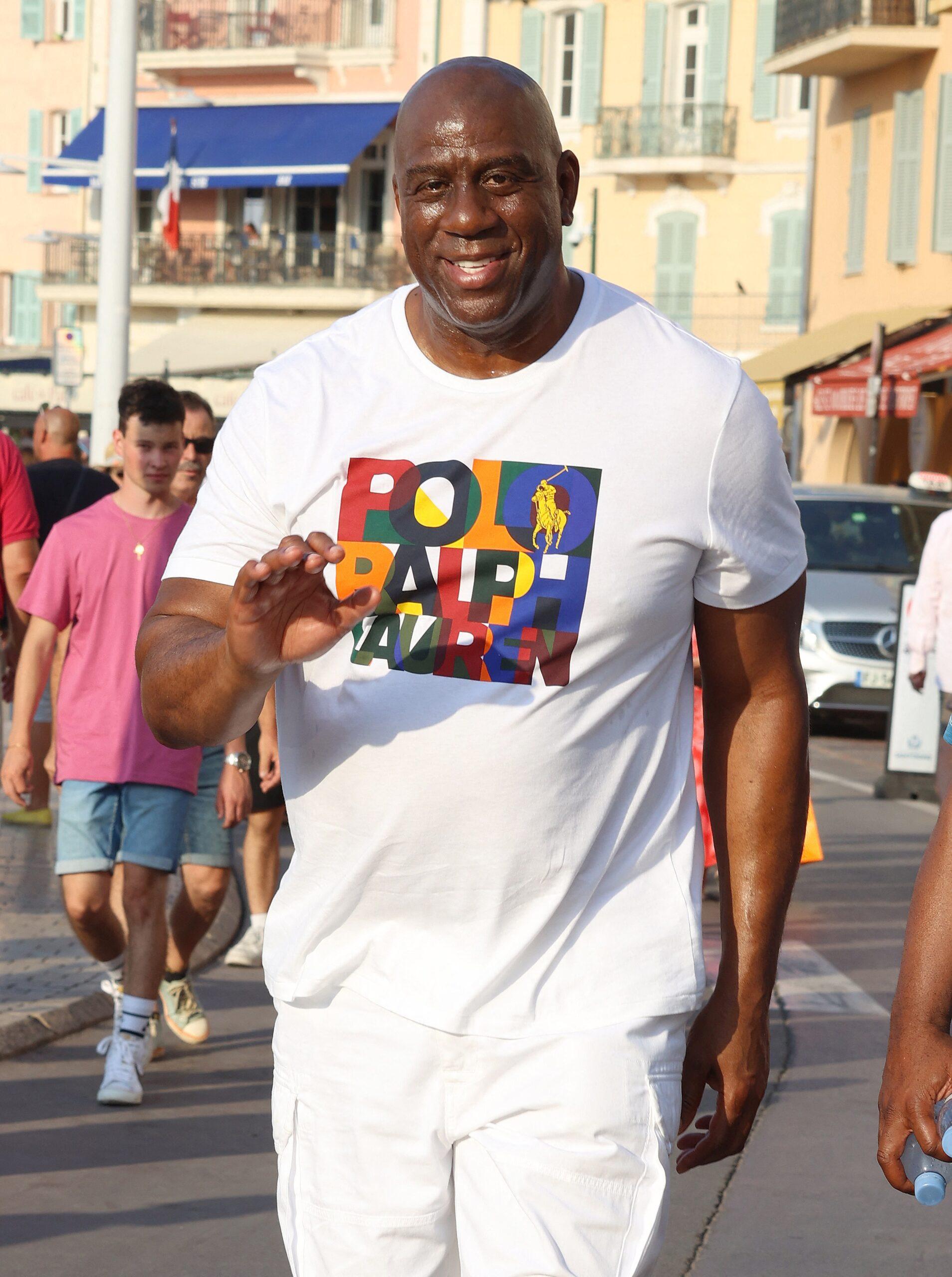 Magic Johnson strolling in St tropez