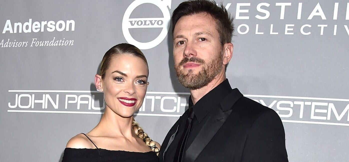Jaime King and Kyle Newman attend the 5th Annual Baby2Baby Gala