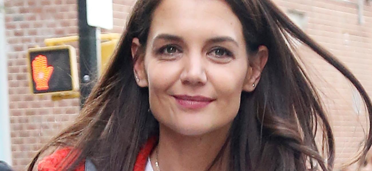 Katie Holmes close up