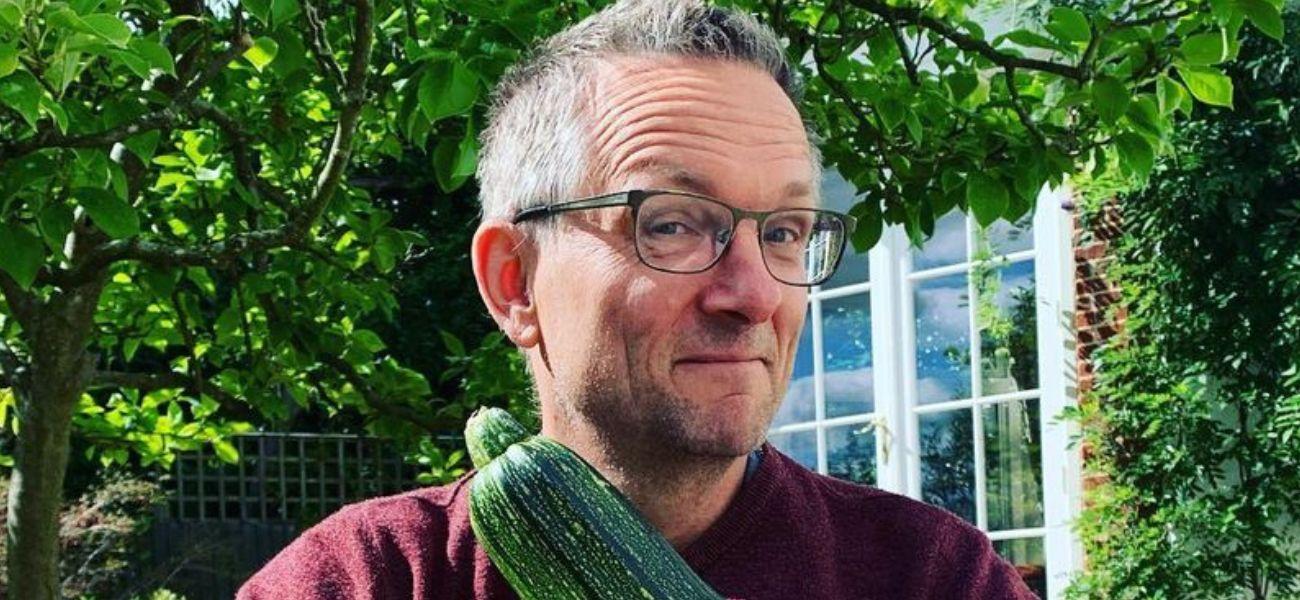 Dr. Michael Mosley holding vegetables