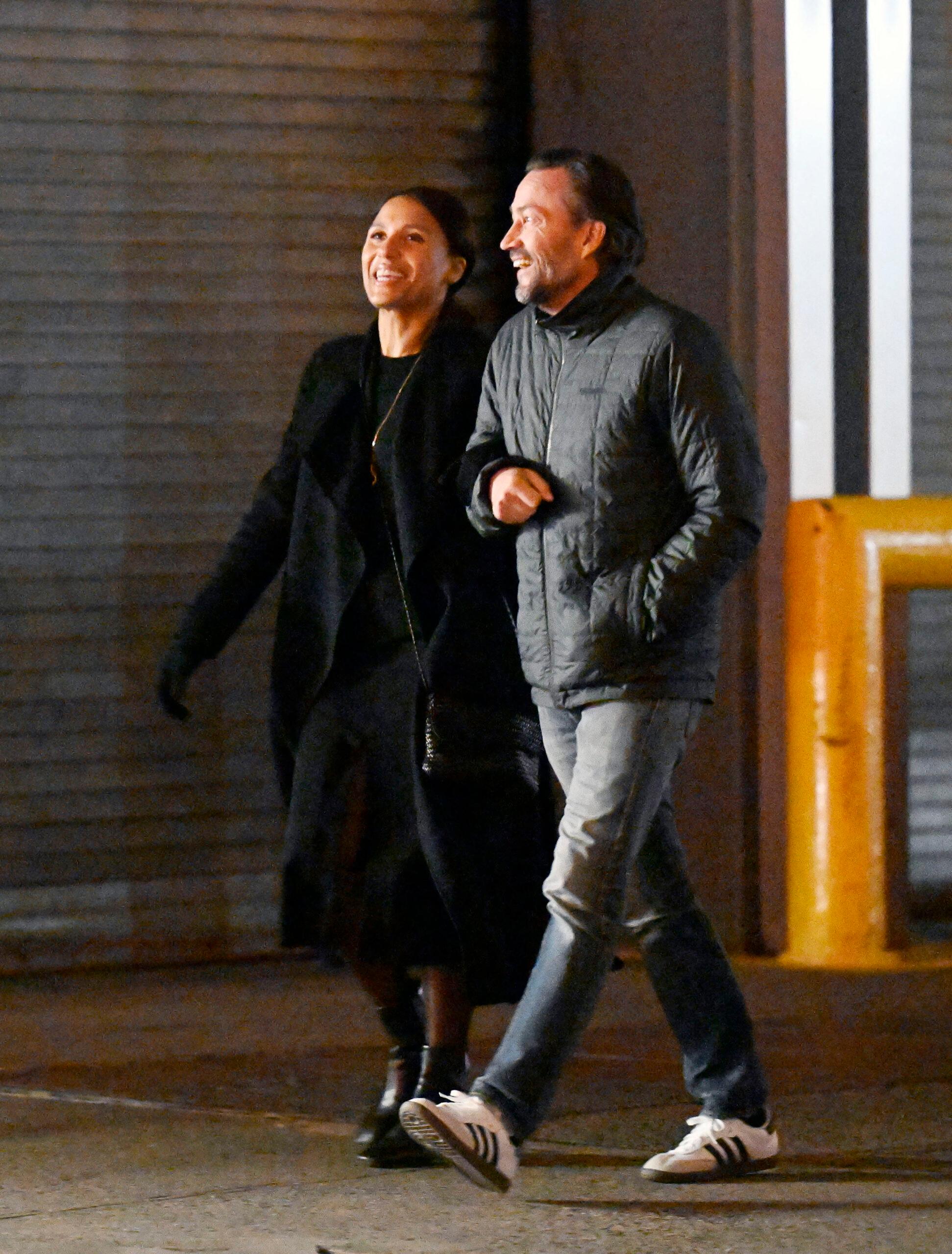 Andrew Shue and Marilee Fiebig walk home smiling after dinner in NYC.