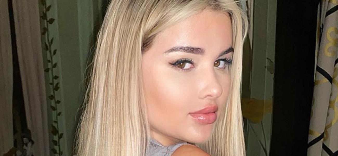 Anastasiya Kvitko Nearly Pops Out Her Pool Bikini While Soaking Wet