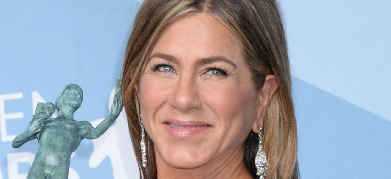 Jennifer Aniston close up