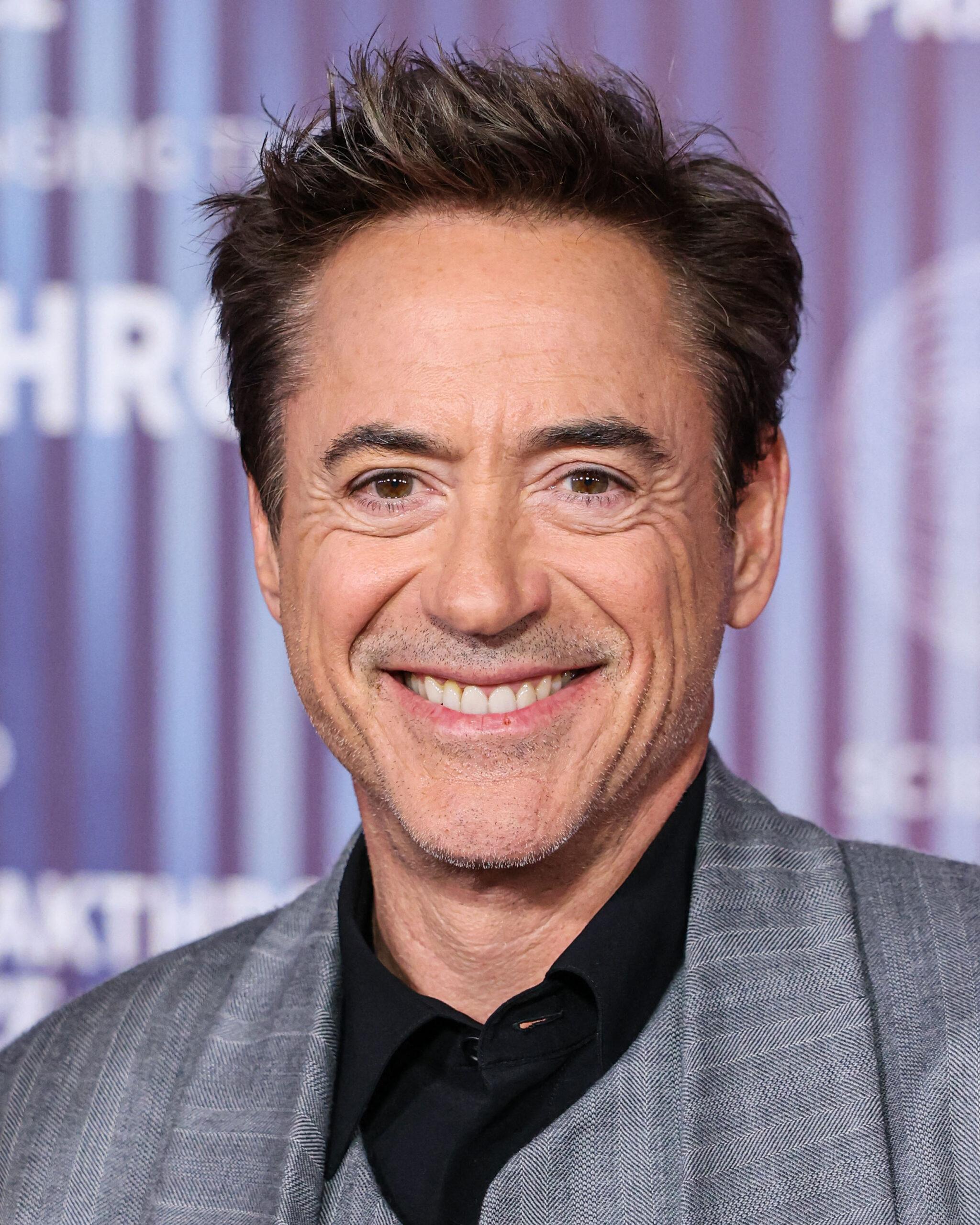 Robert Downey Jr. at 10th Annual Breakthrough Prize Ceremony