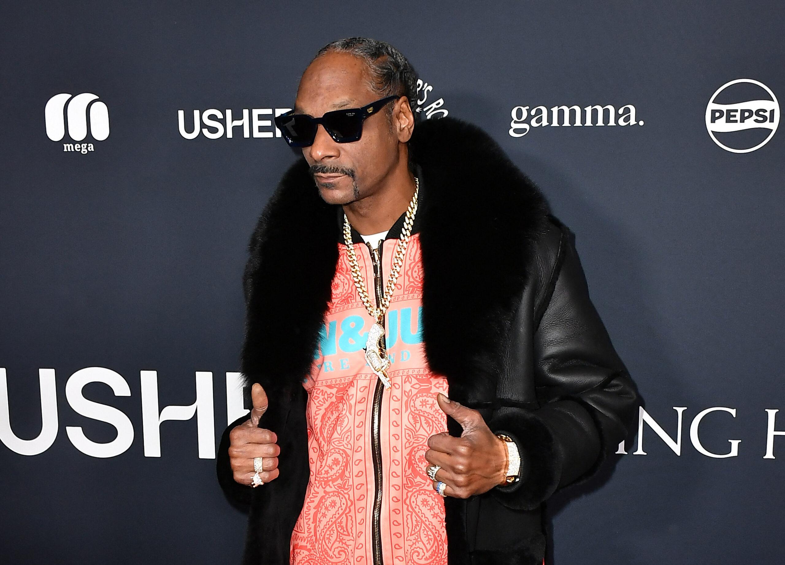 Snoop Dogg at Flipper's Roller Boogie Palace After Party