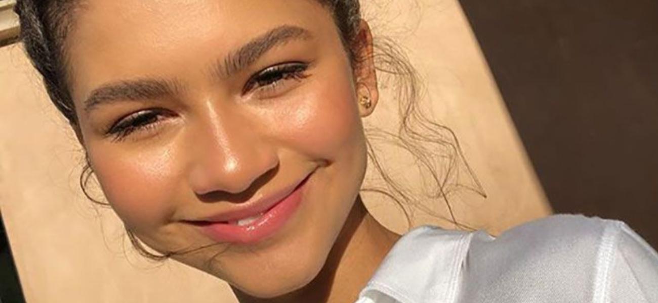 Zendaya poses looking glowing