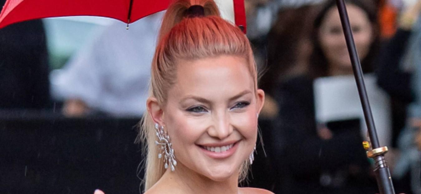 Giorgio Armani Privé Haute Couture Fall/Winter 2023/2024 show as part of Paris Fashion Week on July 04, 2023 in Paris, France. 04 Jul 2023 Pictured: Kate Hudson. Photo credit: KCS Presse / MEGA TheMegaAgency.com +1 888 505 6342 (Mega Agency TagID: MEGA1003622_049.jpg) [Photo via Mega Agency]