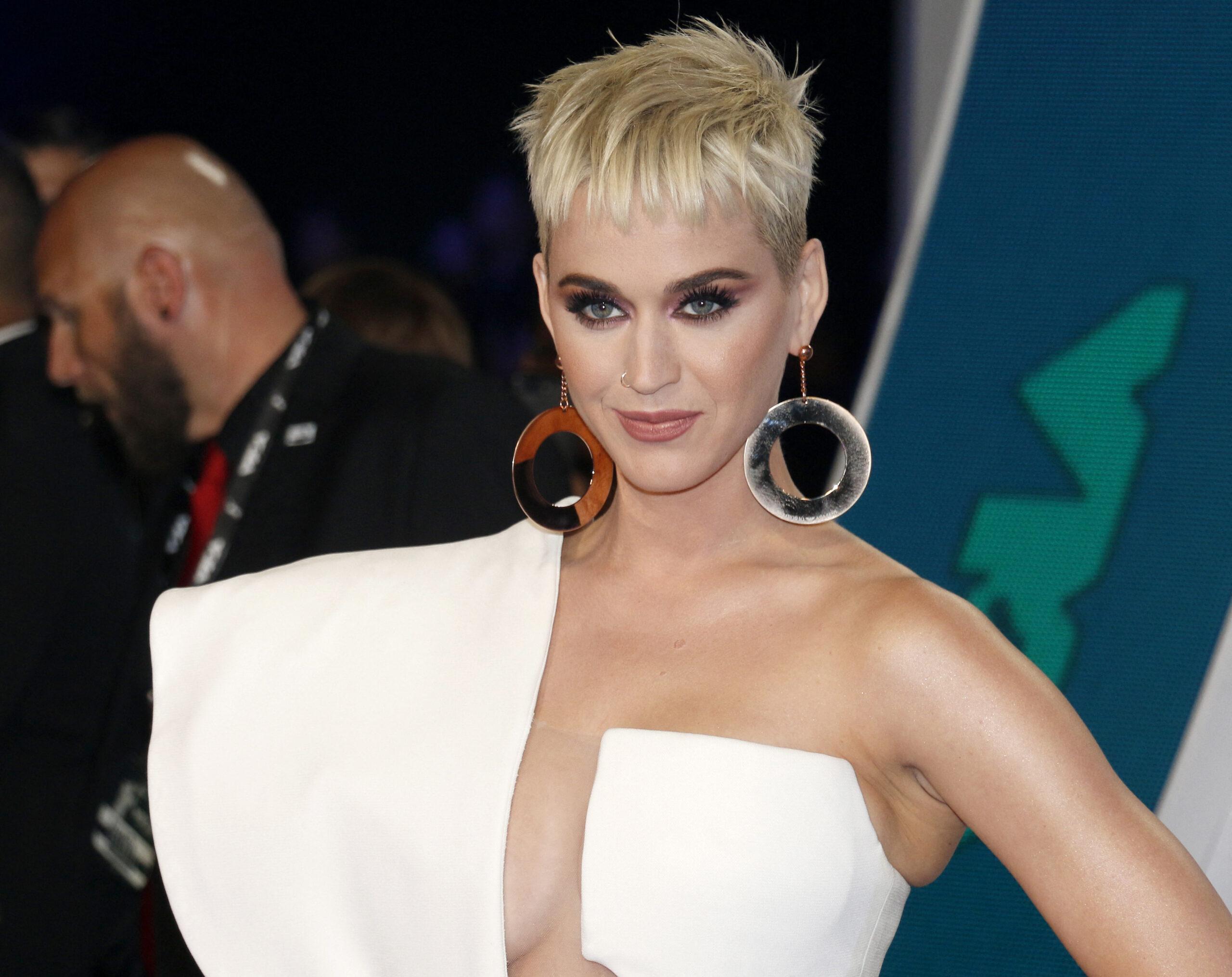 Katy Perry at 2017 MTV Video Music Awards