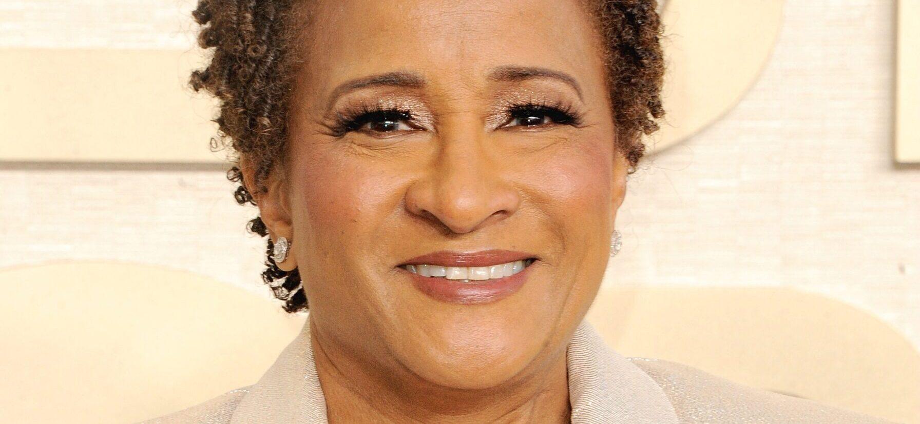 Wanda Sykes at 81st Annual Golden Globe Awards