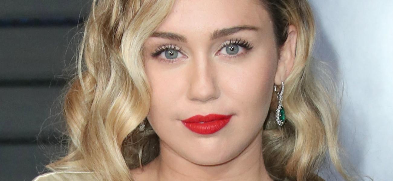 Miley Cyrus In Mexico String Bikini Pitied For Invasive ‘Crotch Shots’