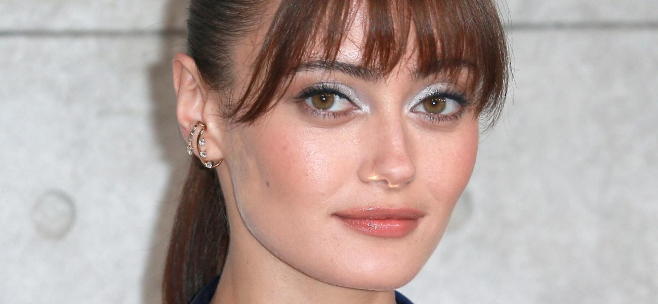 Ella Purnell close up