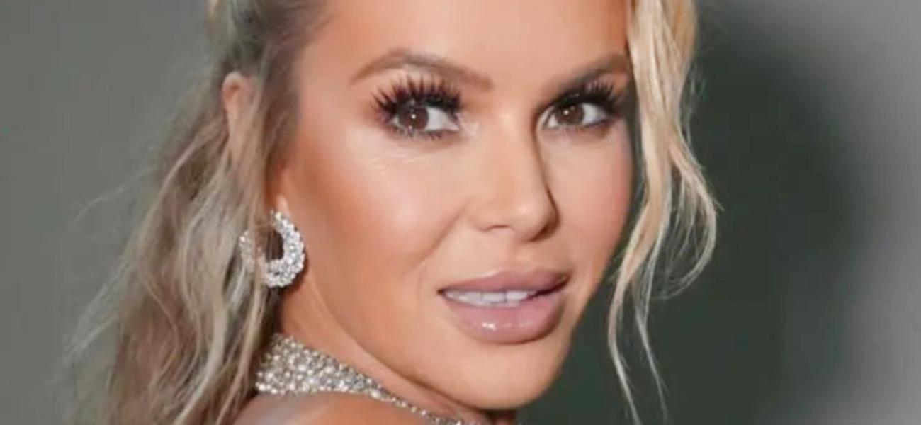 Amanda Holden Sunbathing In Skimpy Bikini Offers A ‘Lovely View’