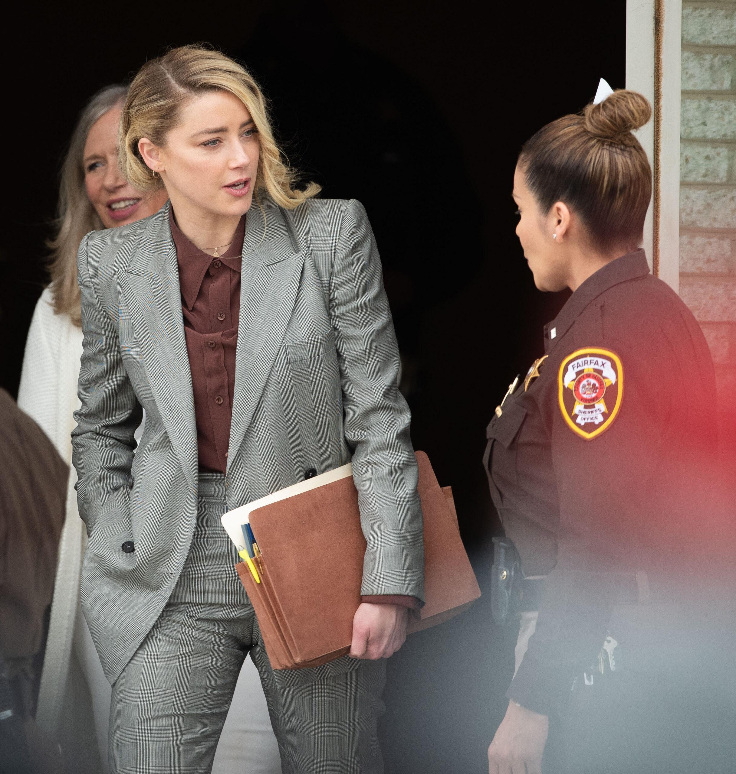 Amber Heard leaving the courtroom