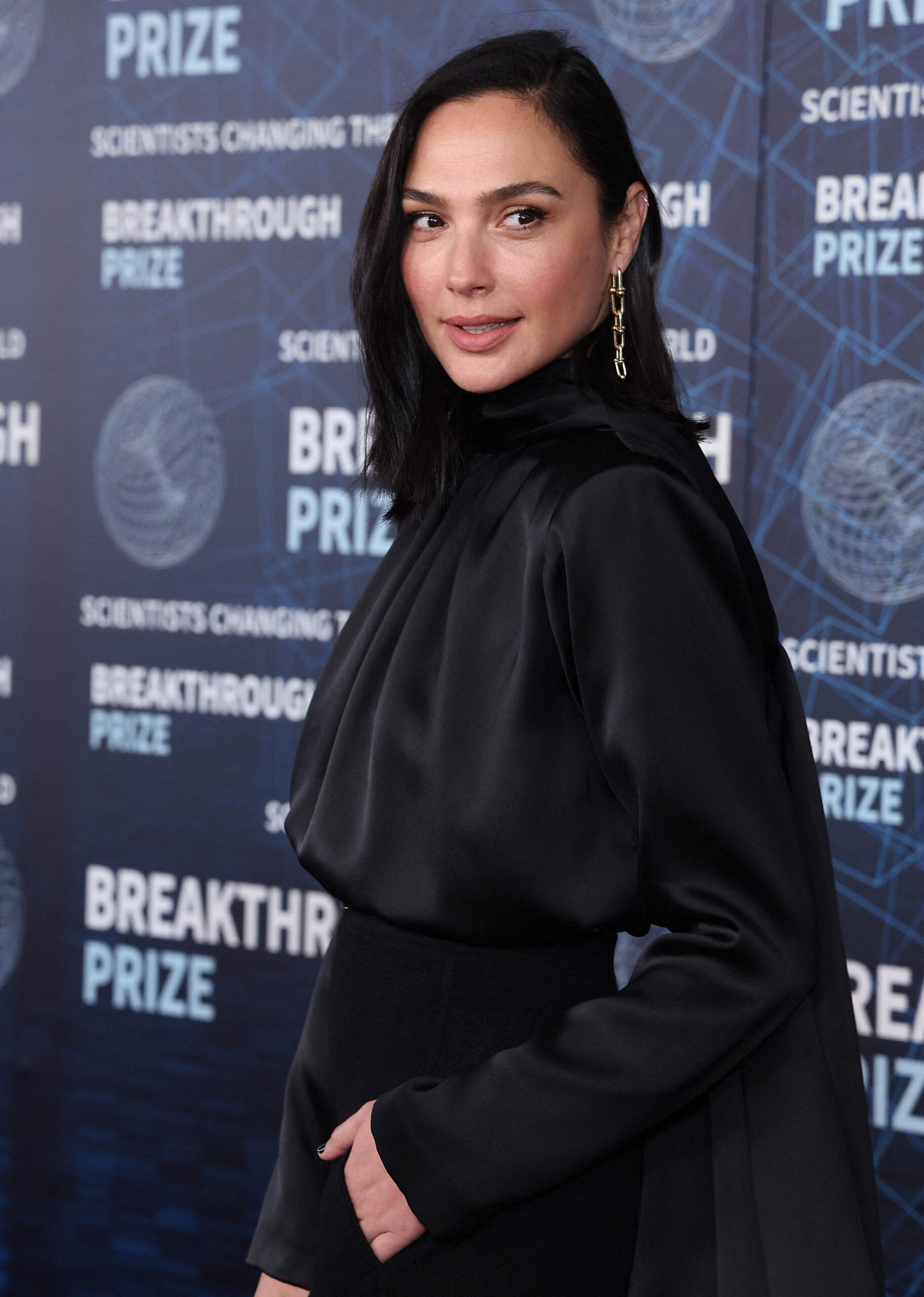 Gal Gadot at the 9th Annual Breakthrough Prize Ceremony