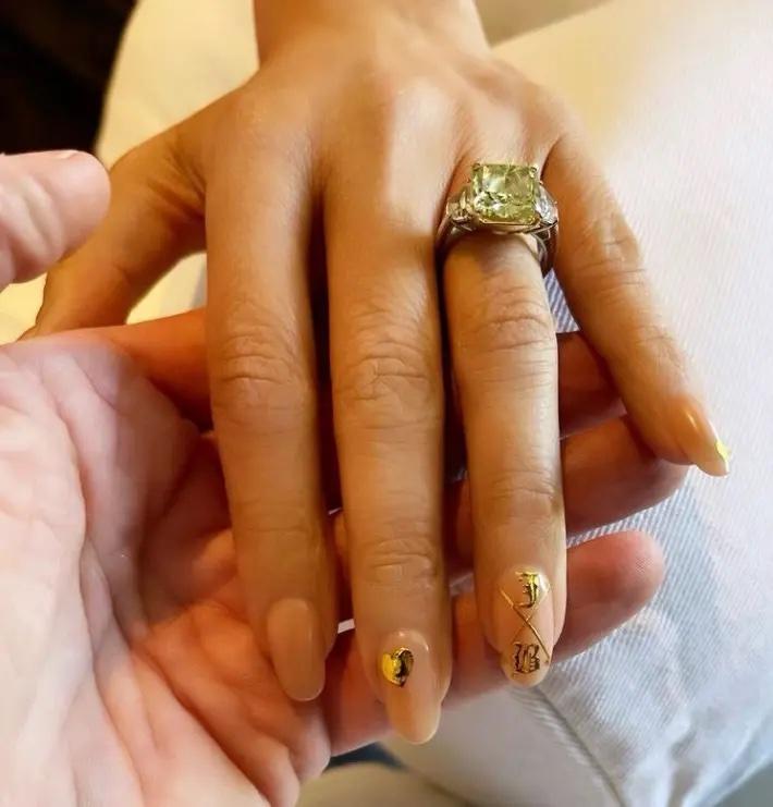 Jennifer Lopez's engagement ring