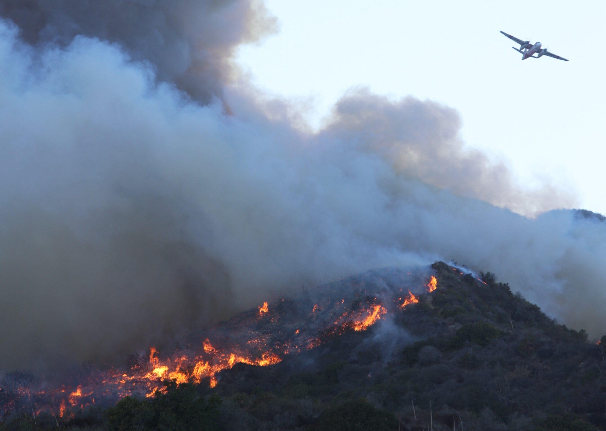 Pacific Palisades fire as it consumes residents homes and neighborhoods