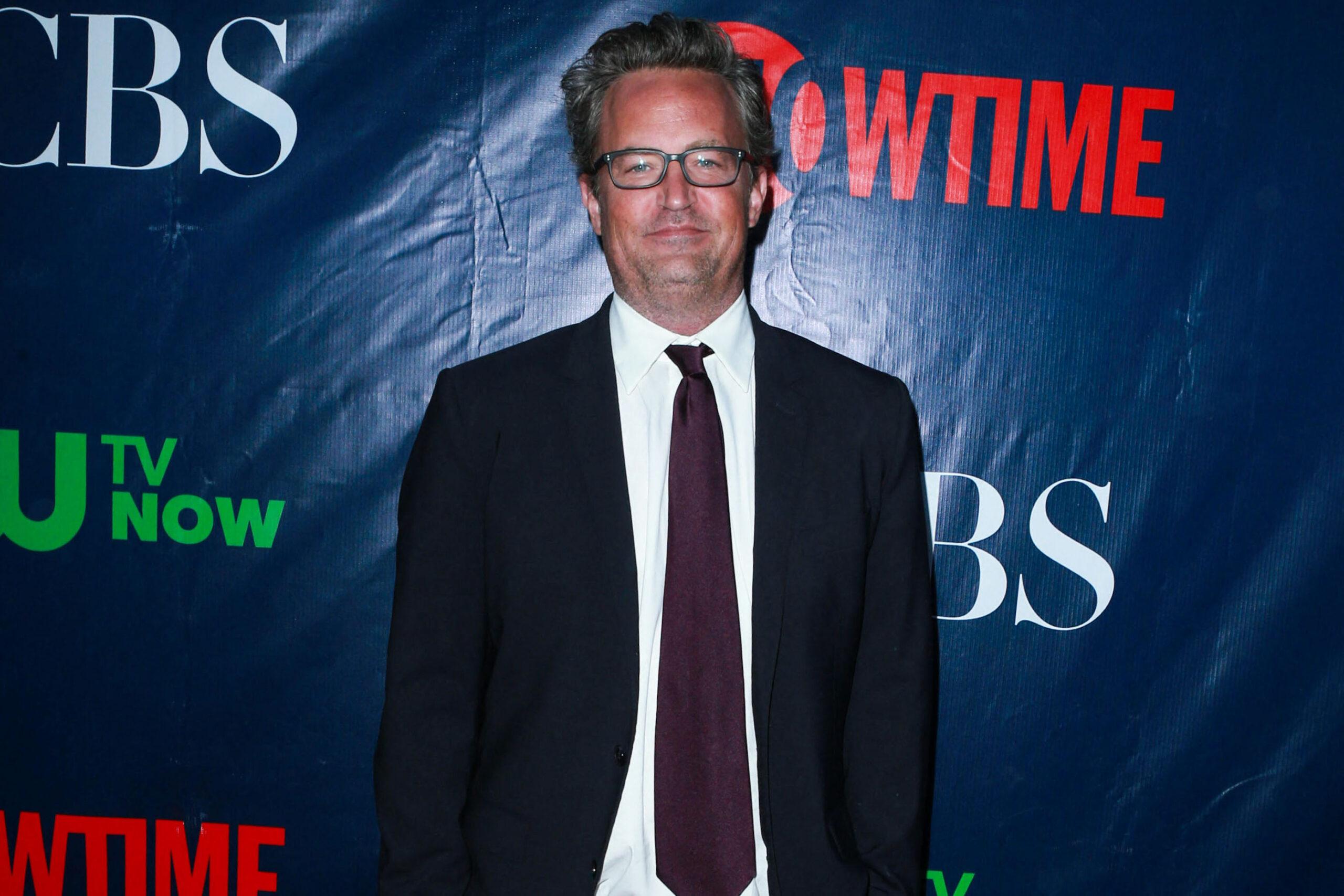 Matthew Perry smiling