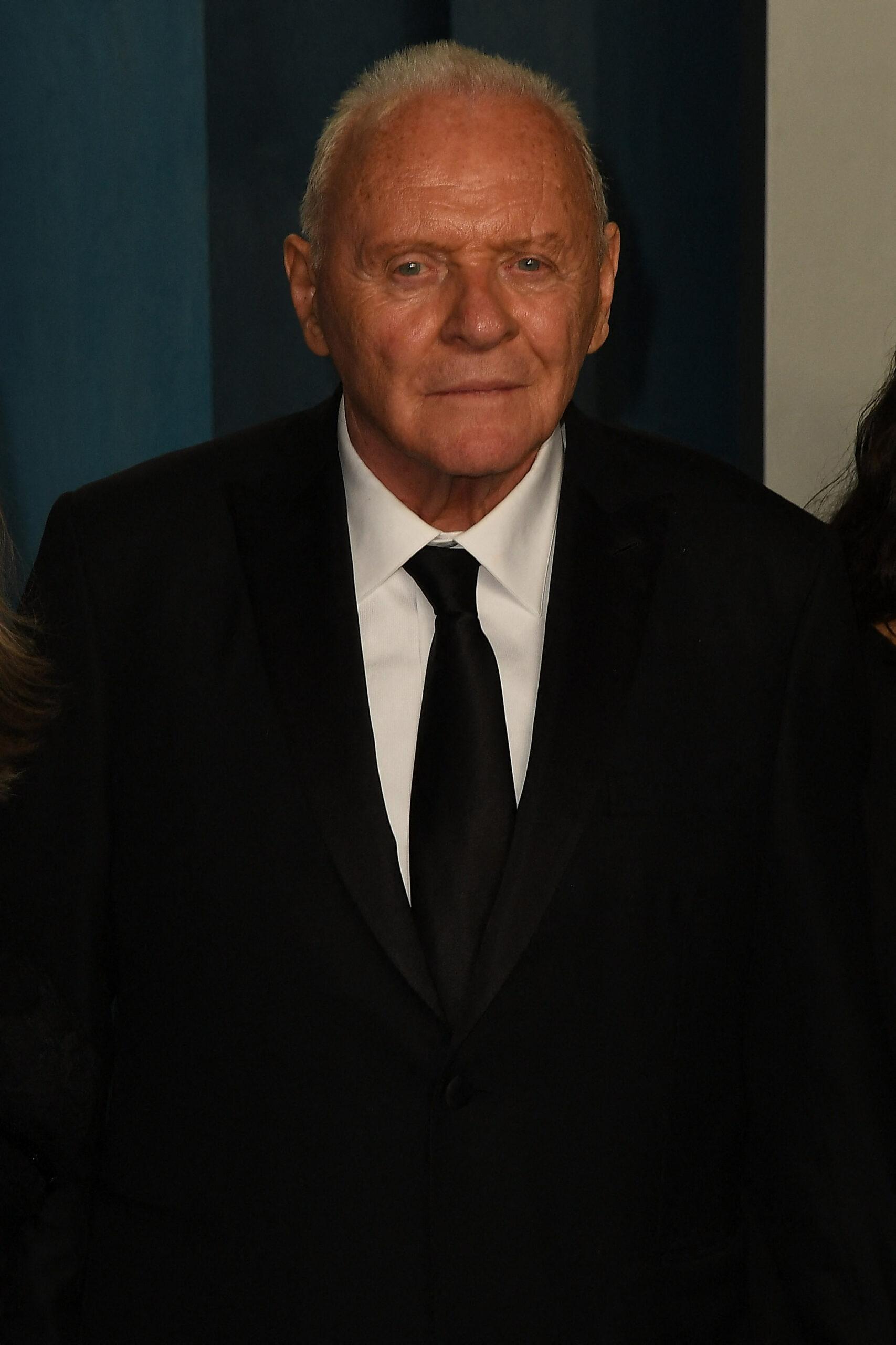 Anthony Hopkins at 2022 Vanity Fair Oscar Party