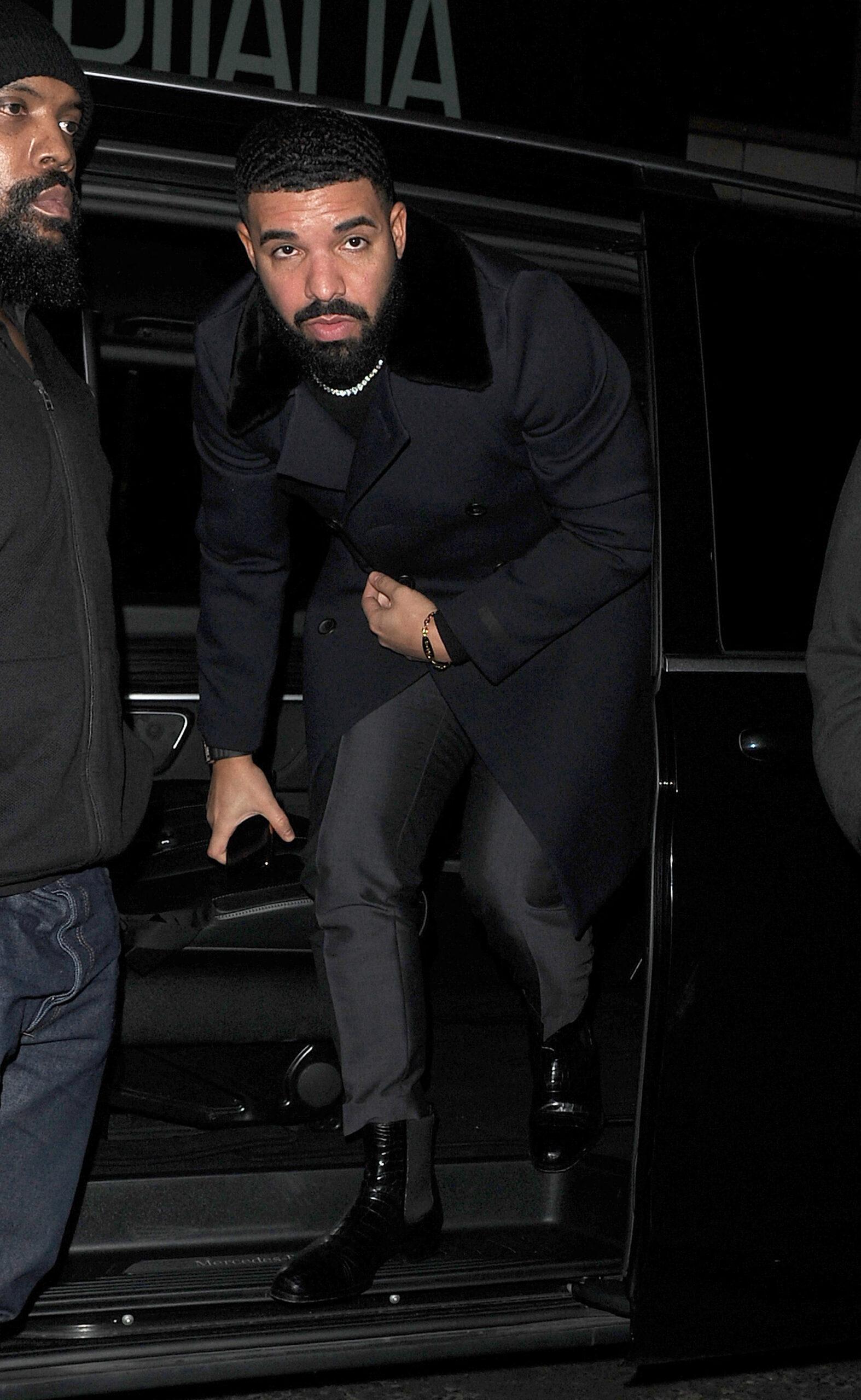 Drake seen arriving at The Colony Club Casino