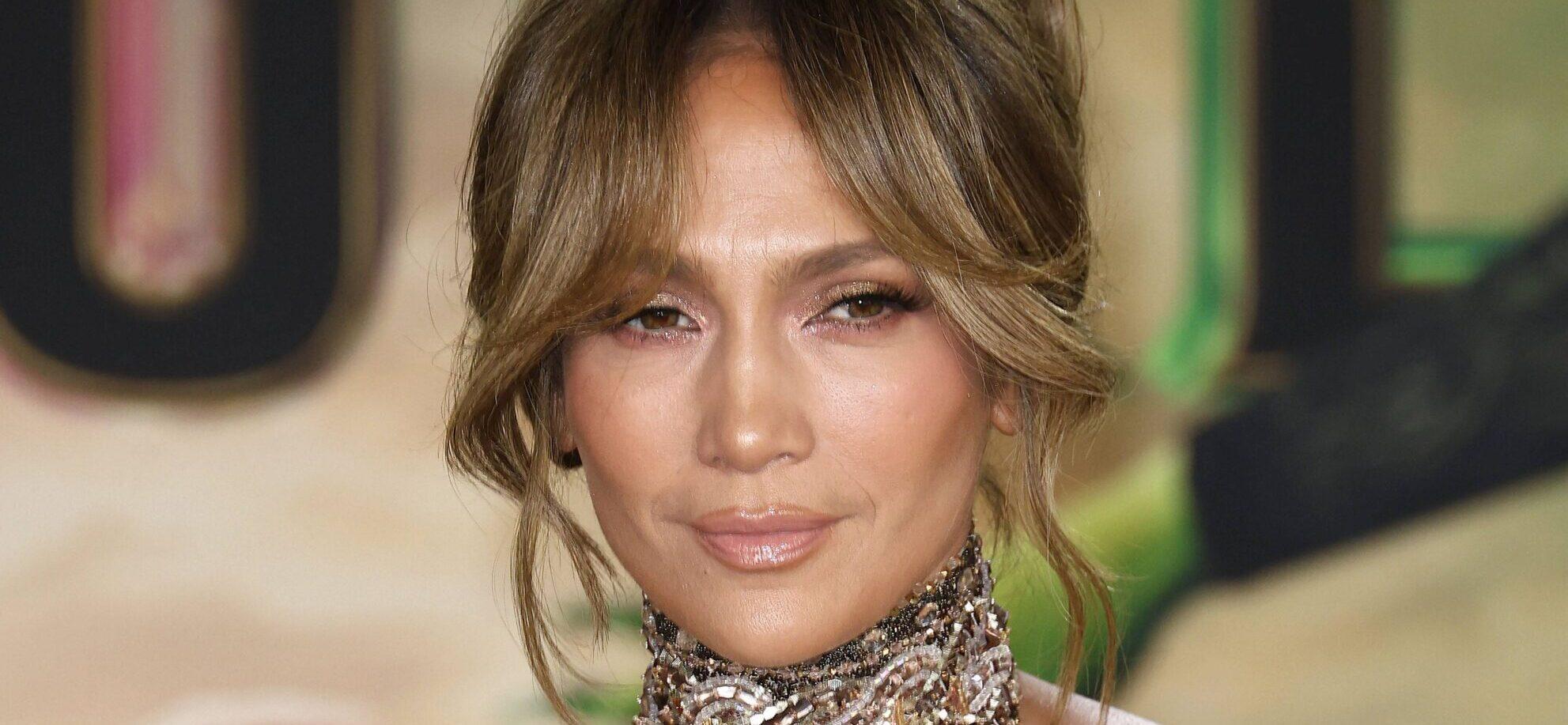 Jennifer Lopez at Wicked Premiere in Los Angeles