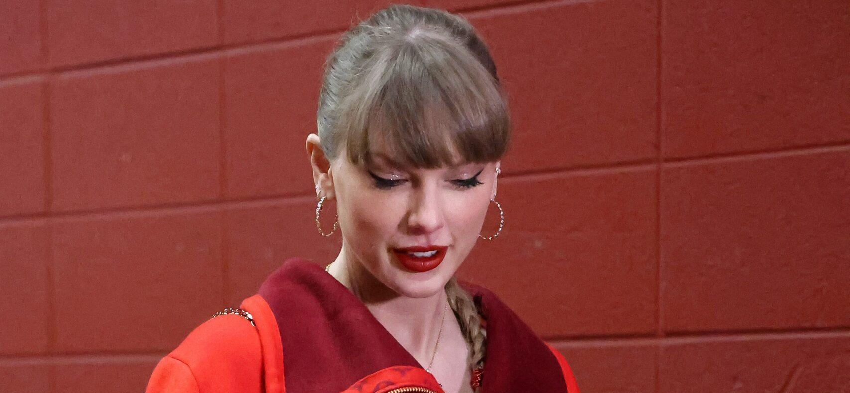 Taylor Swift Attends Raiders vs Chiefs NFL Game