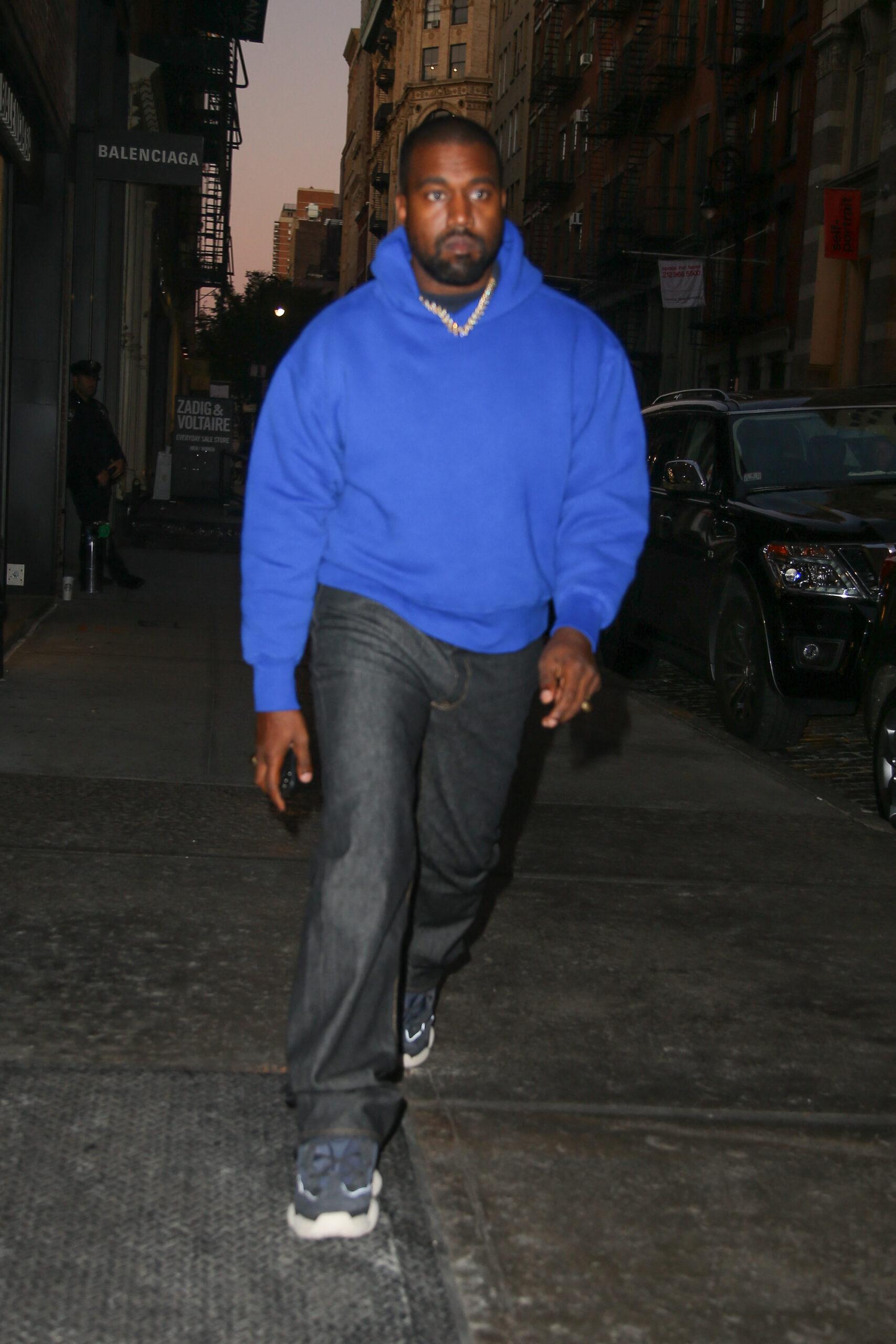 Kanye West seen arriving a his hotel in NYC