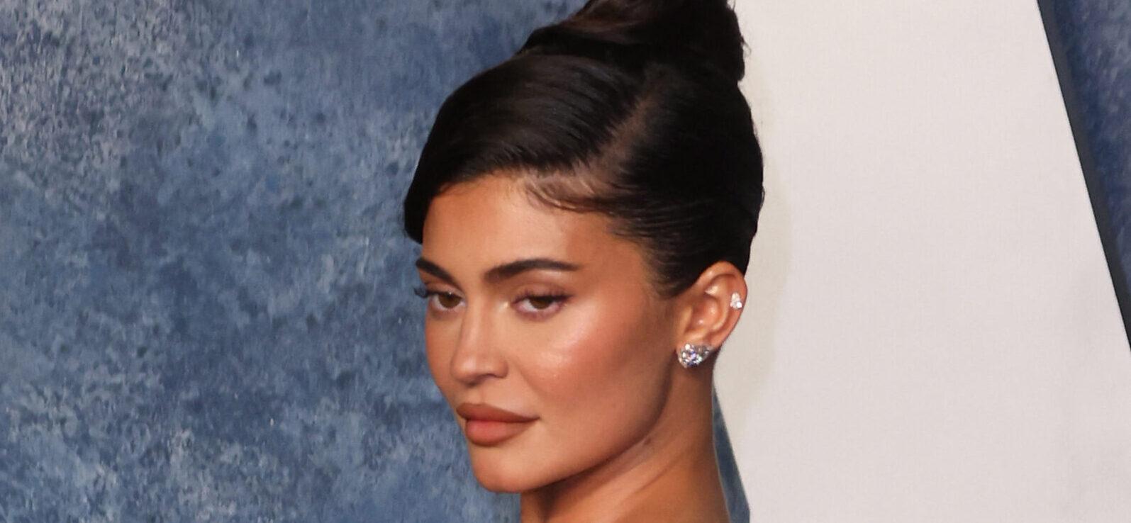 Kylie Jenner Stuns In Plunging Pink Sports Bra For Latest Alo Look