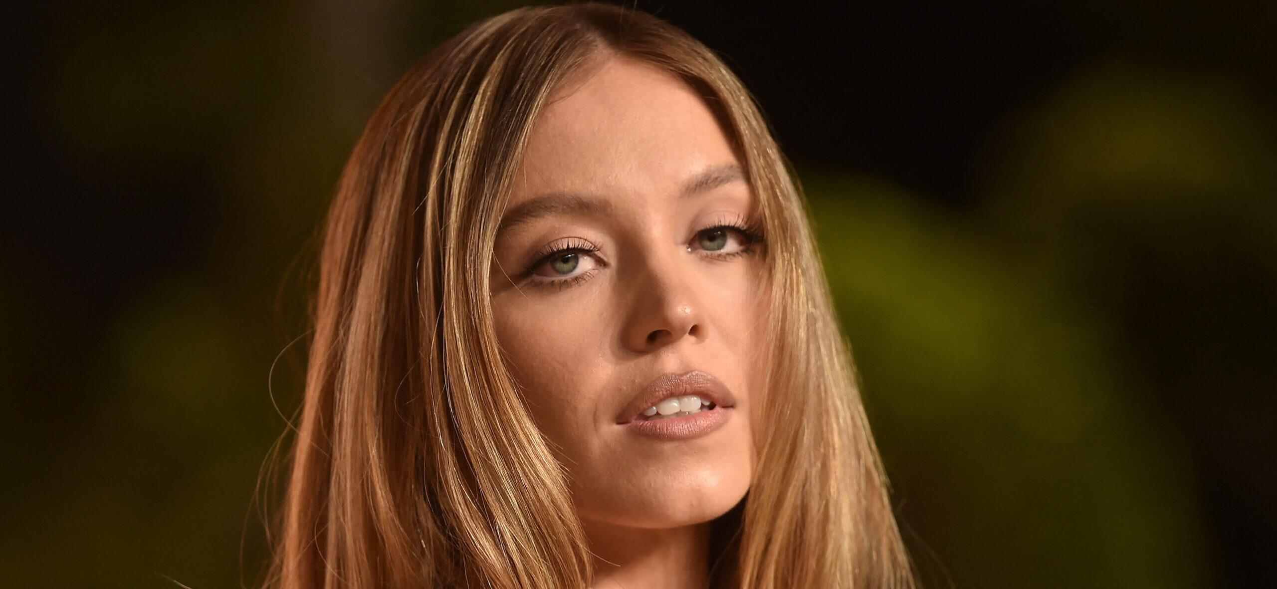 Sydney Sweeney Turns Heads In Sparkling Pink Dress At 2025 Oscars After Party