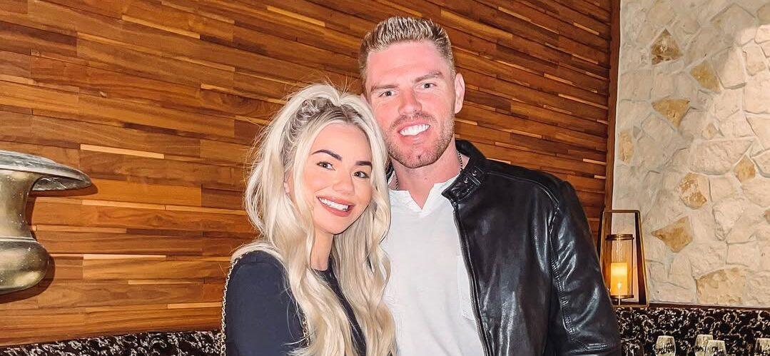 Chelsea Freeman and Freddie Freeman smiling