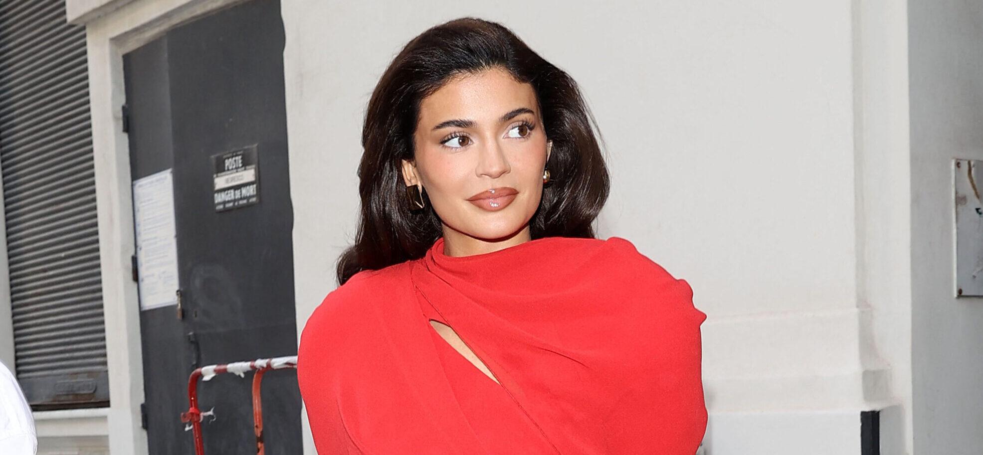 Met Gala Model Who Lost His Job After Viral Moment With Kylie Jenner Speaks Out