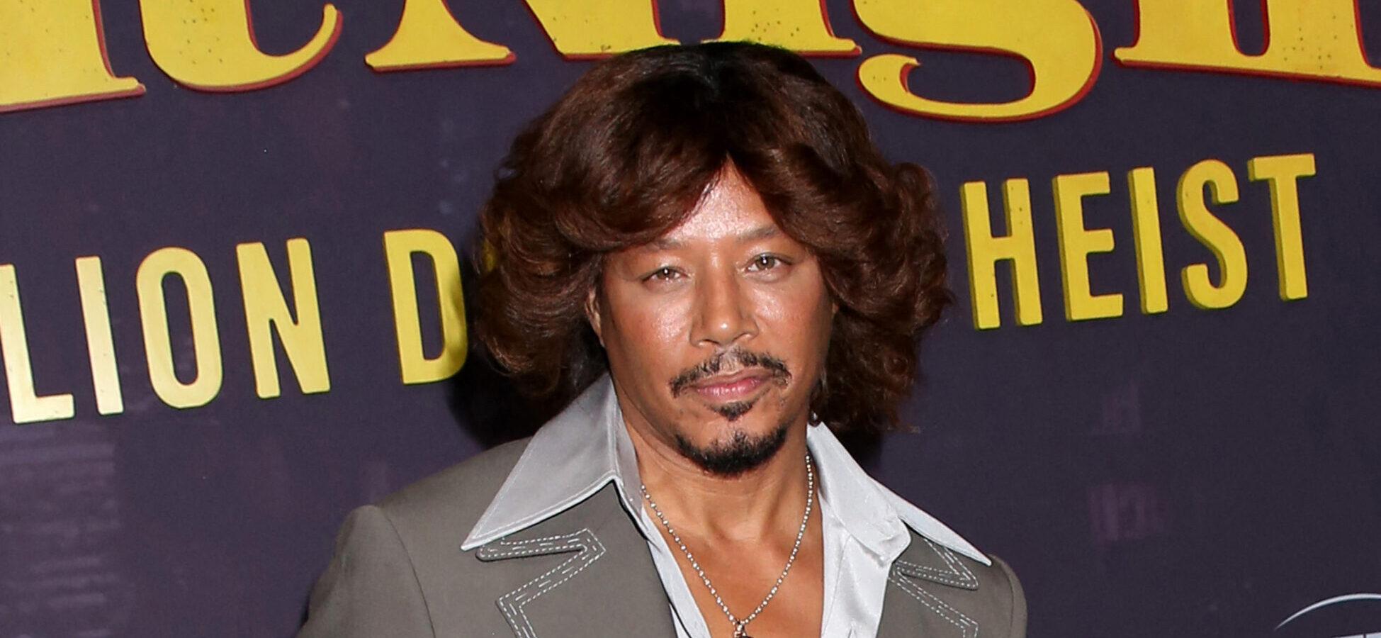 Terrence Howard posing on the red carpet.