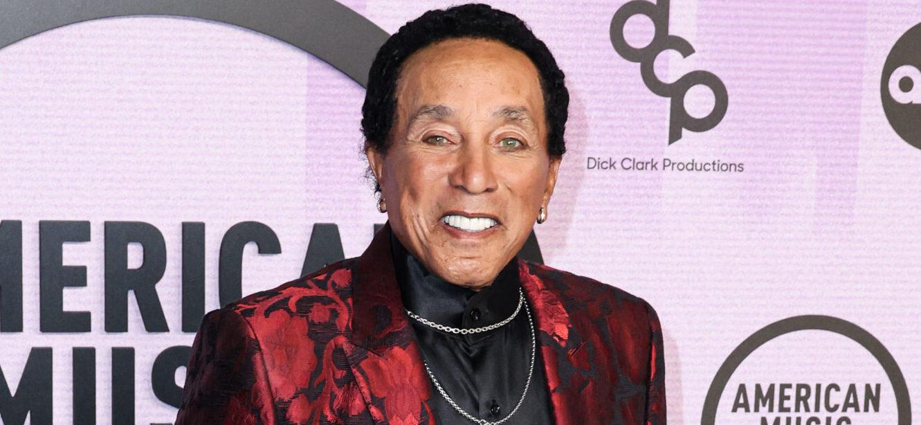 Smokey Robinson at the 2022 American Music Awards