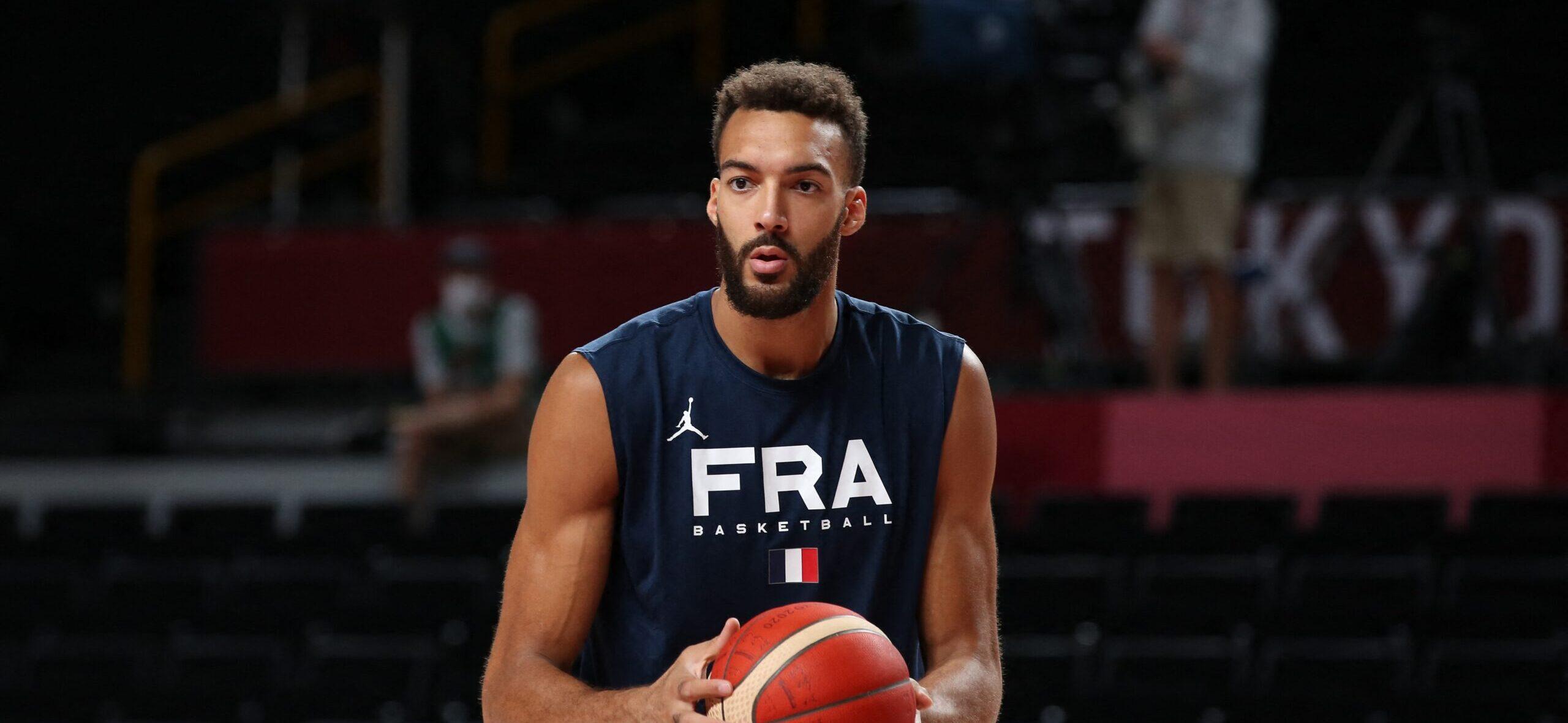 Rudy Gobert playing basketball.