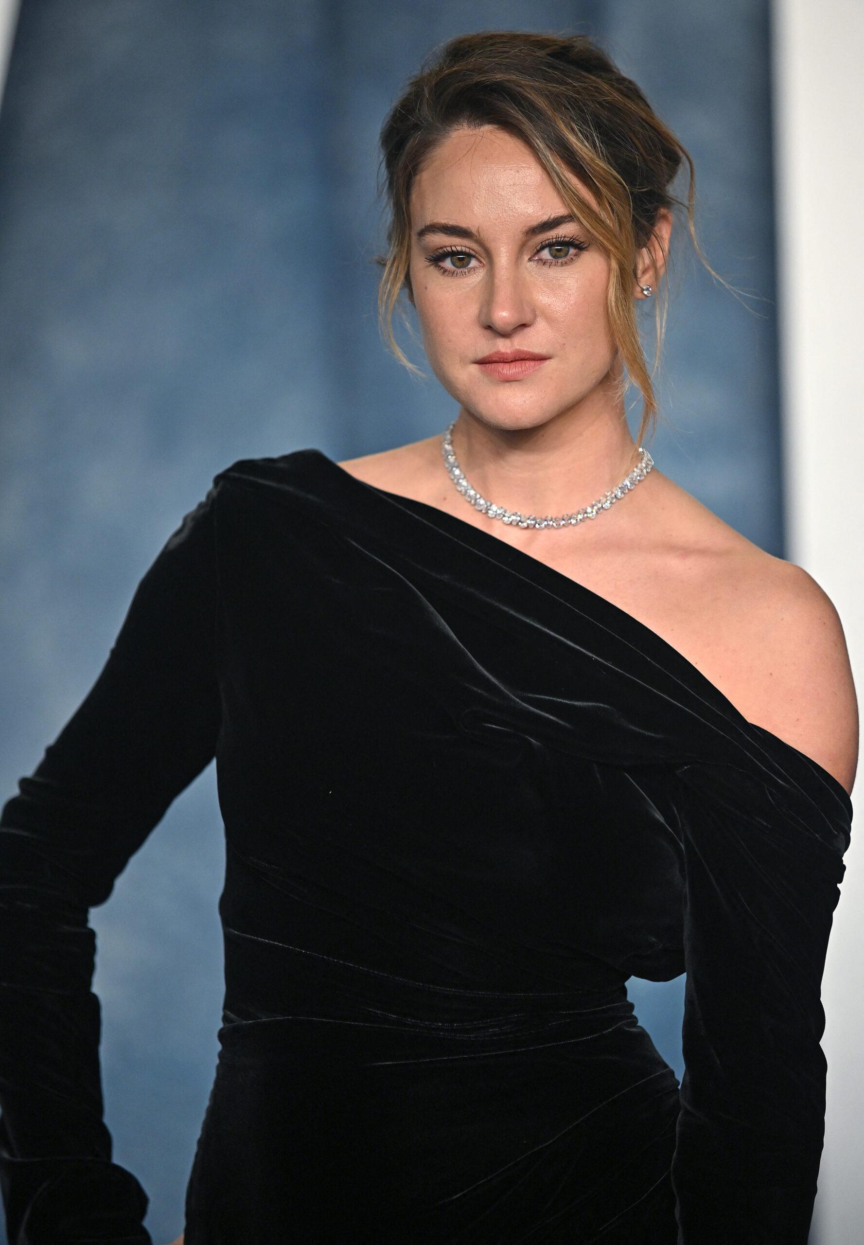 Shailene Woodley attends the Vanity Fair Oscar Party in Beverly Hills