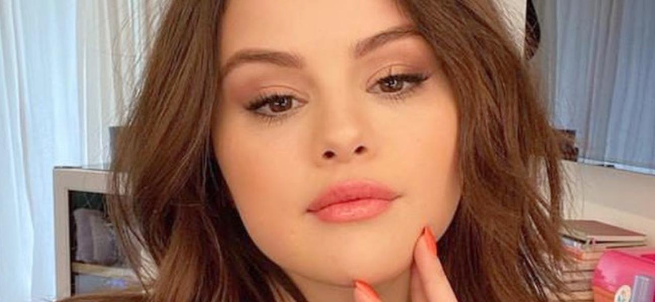 Selena Gomez close up