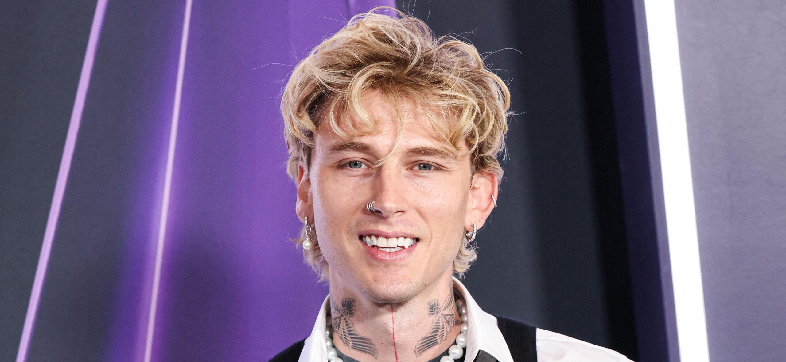 Machine Gun Kelly at 2025 American Music Awards
