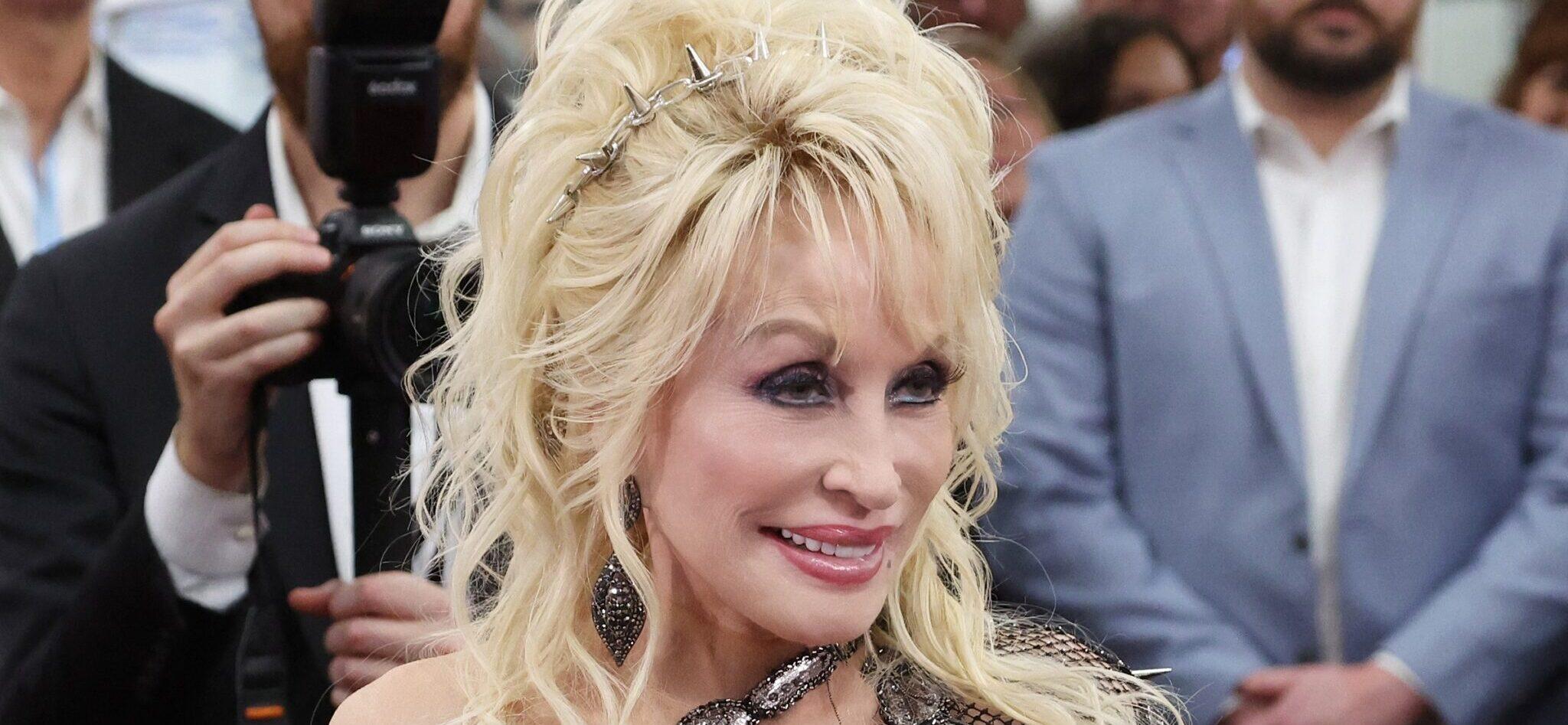 Dolly Parton Postpones Las Vegas Residency Due To Her ‘100,000-Mile Check-up’